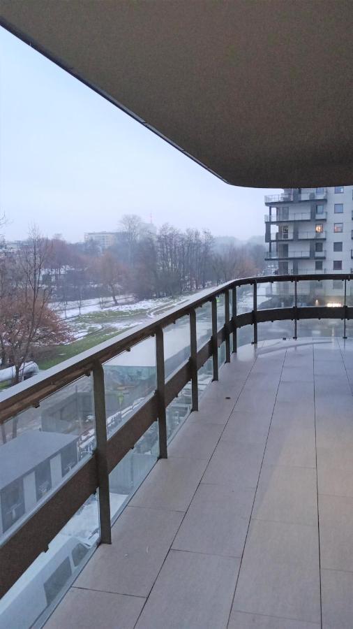 Plaza Tower Apartament, Sauna, Targi קילצה מראה חיצוני תמונה